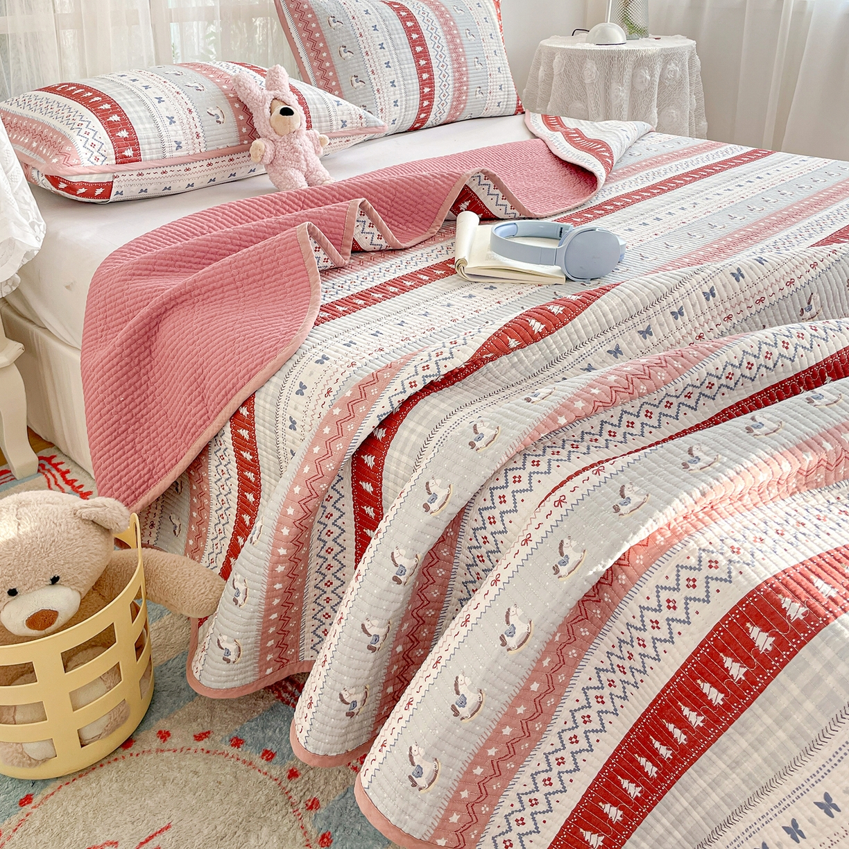 91家纺网 家纺一手货源 找家纺 金丝兔 2026春夏新品全棉床盖三件套纯棉砂洗床盖榻榻米炕盖加厚碎花床单 费尔岛