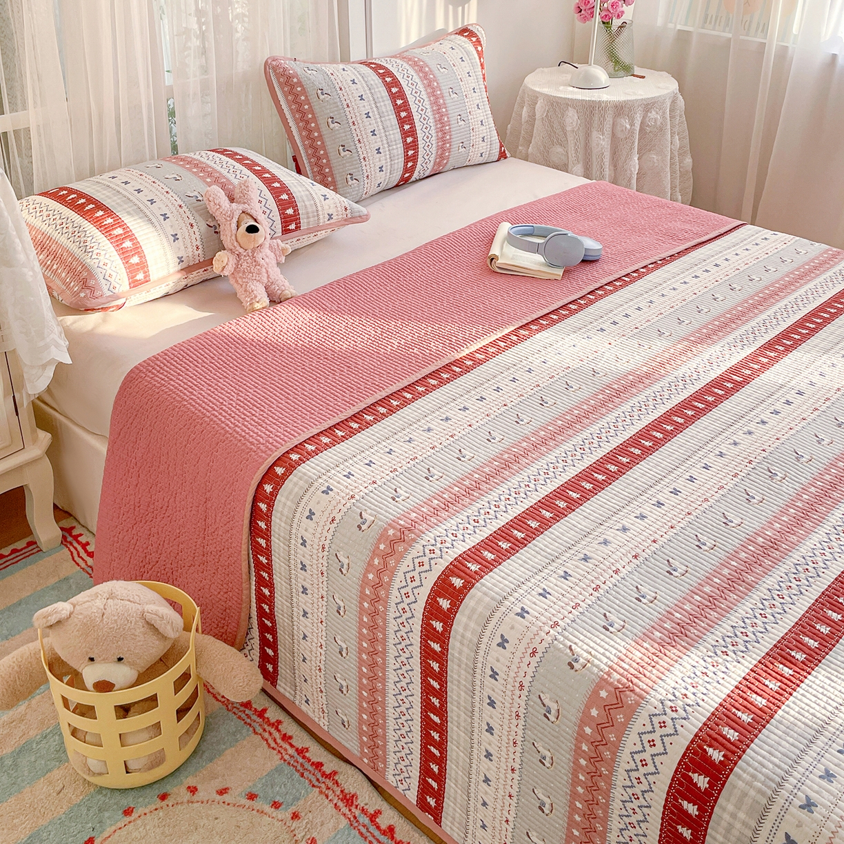 91家纺网 家纺一手货源 找家纺 金丝兔 2026春夏新品全棉床盖三件套纯棉砂洗床盖榻榻米炕盖加厚碎花床单 费尔岛