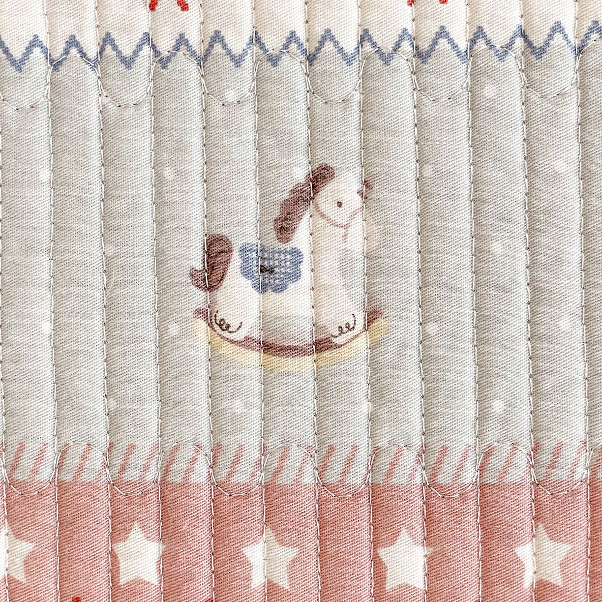 91家纺网 家纺一手货源 找家纺 金丝兔 2026春夏新品全棉床盖三件套纯棉砂洗床盖榻榻米炕盖加厚碎花床单 费尔岛