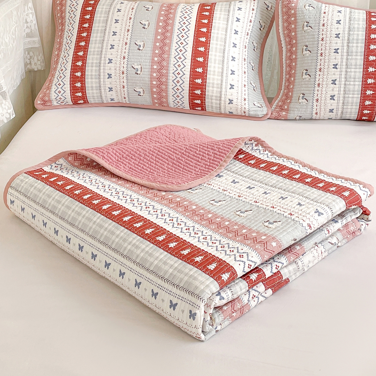 91家纺网 家纺一手货源 找家纺 金丝兔 2026春夏新品全棉床盖三件套纯棉砂洗床盖榻榻米炕盖加厚碎花床单 费尔岛