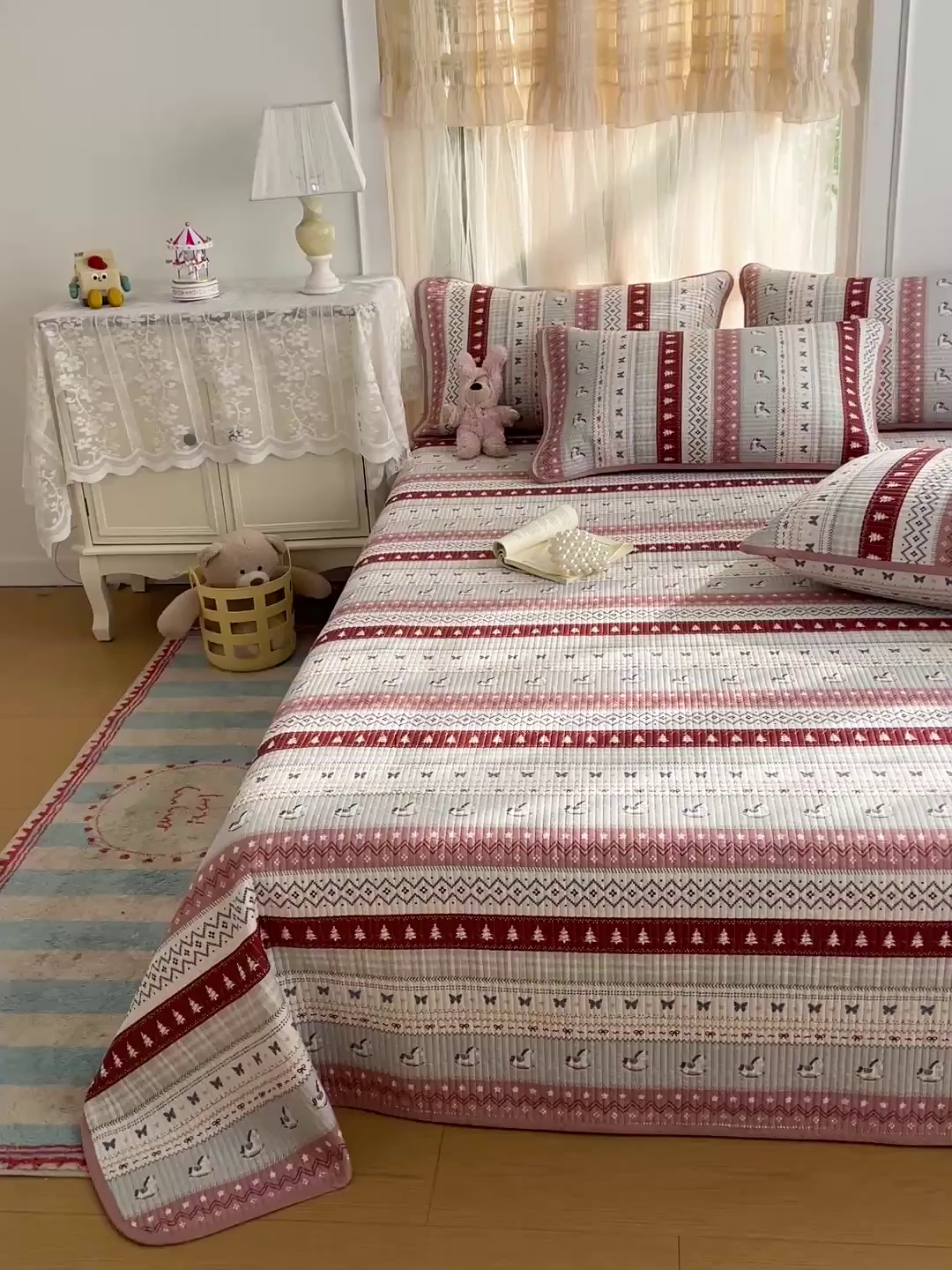 91家纺网 家纺一手货源 找家纺 金丝兔 2026春夏新品全棉床盖三件套纯棉砂洗床盖榻榻米炕盖加厚碎花床单 费尔岛