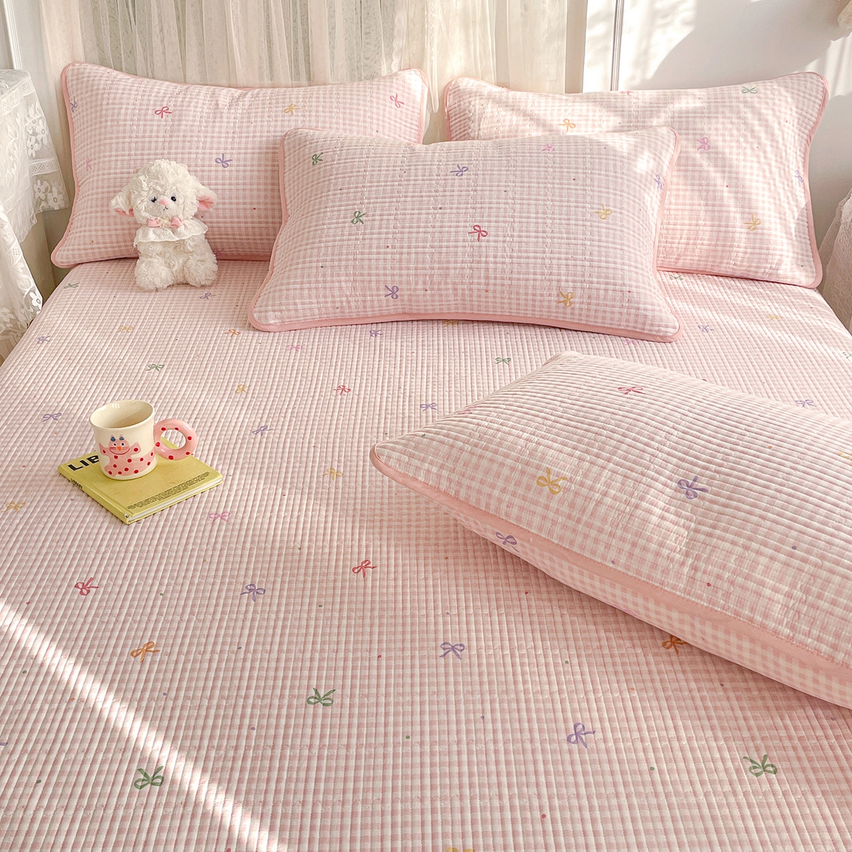 91家纺网 家纺一手货源 找家纺 金丝兔 2026春夏新品全棉床盖三件套纯棉砂洗床盖榻榻米炕盖加厚碎花床单 蝴蝶结