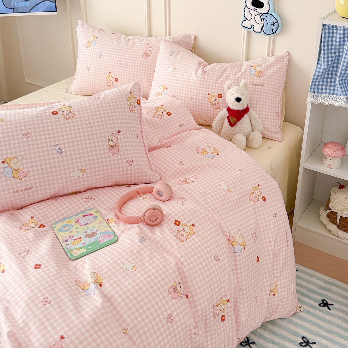 91家纺网 家纺一手货源 找家纺 女子家纺 2026新款全棉12868卡通印花四件套大耳朵兔兔系列 粉格甜崽