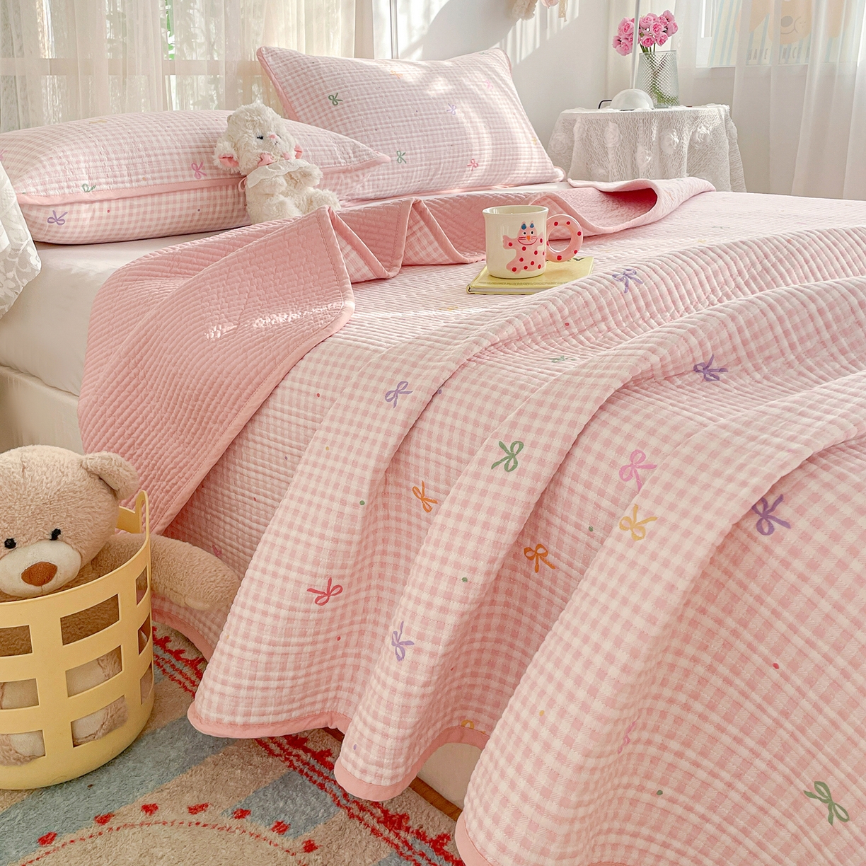 91家纺网 家纺一手货源 找家纺 金丝兔 2026春夏新品全棉床盖三件套纯棉砂洗床盖榻榻米炕盖加厚碎花床单 蝴蝶结