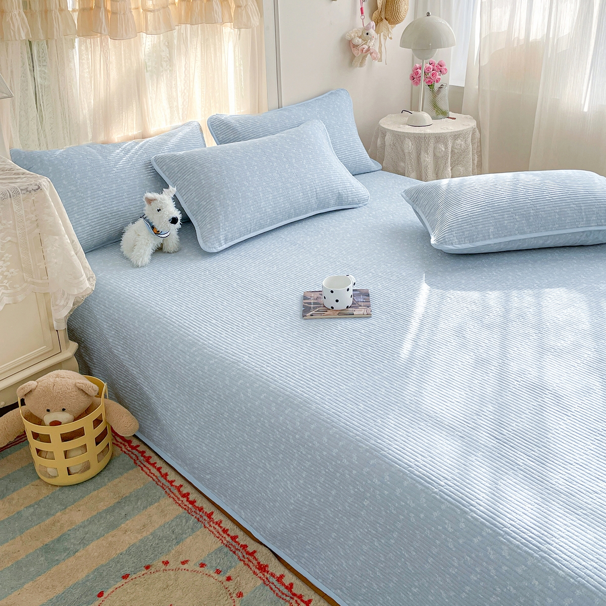 91家纺网 家纺一手货源 找家纺 金丝兔 2026春夏新品全棉床盖三件套纯棉砂洗床盖榻榻米炕盖加厚碎花床单 蓝汐