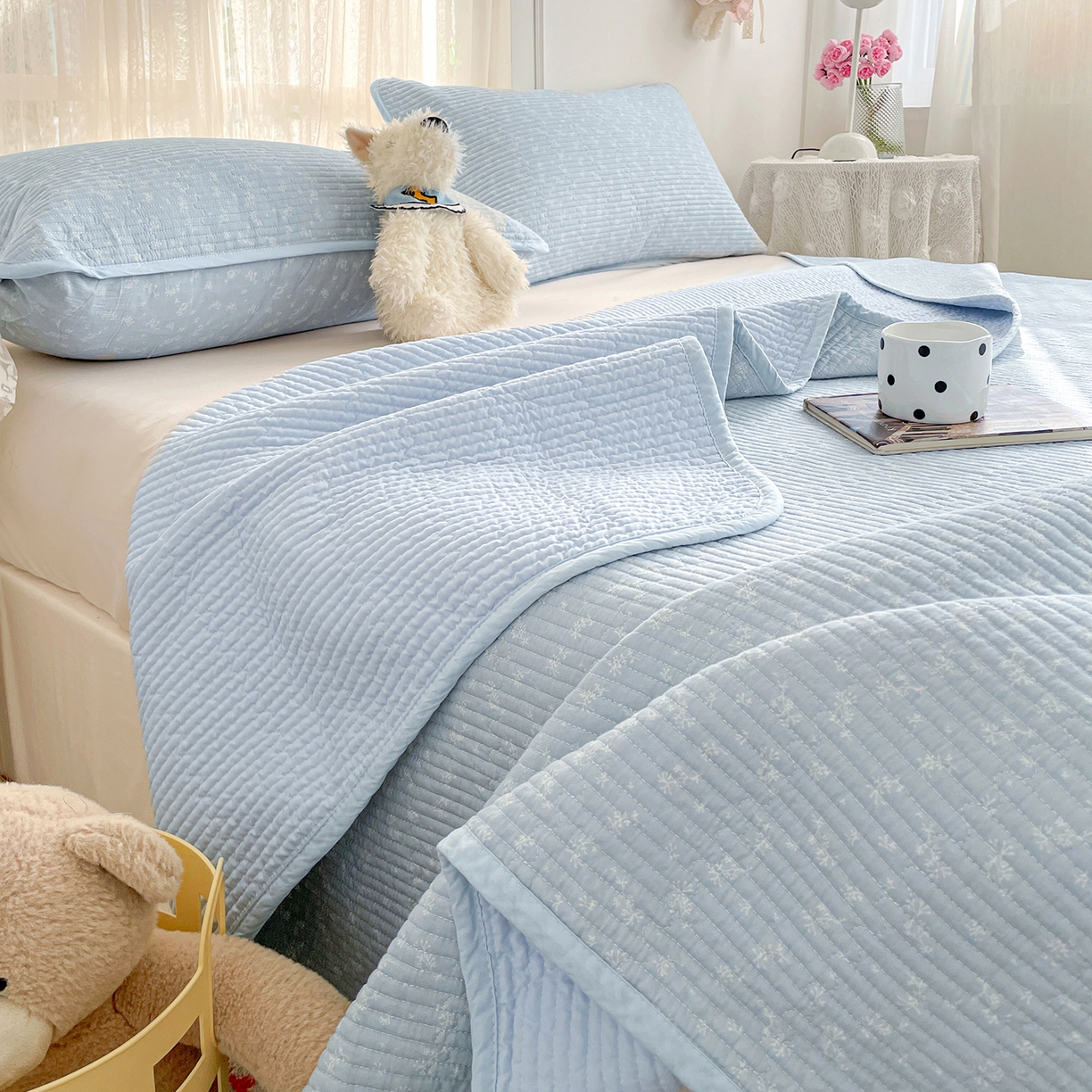 91家纺网 家纺一手货源 找家纺 金丝兔 2026春夏新品全棉床盖三件套纯棉砂洗床盖榻榻米炕盖加厚碎花床单 蓝汐