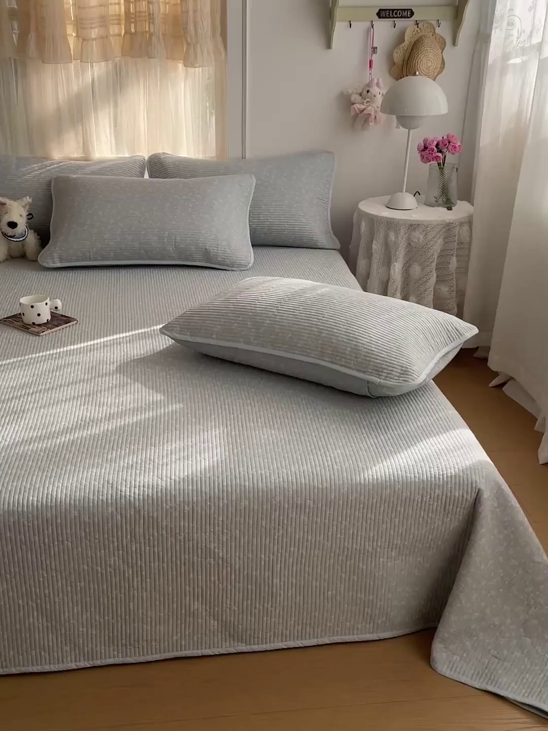 91家纺网 家纺一手货源 找家纺 金丝兔 2026春夏新品全棉床盖三件套纯棉砂洗床盖榻榻米炕盖加厚碎花床单 蓝汐