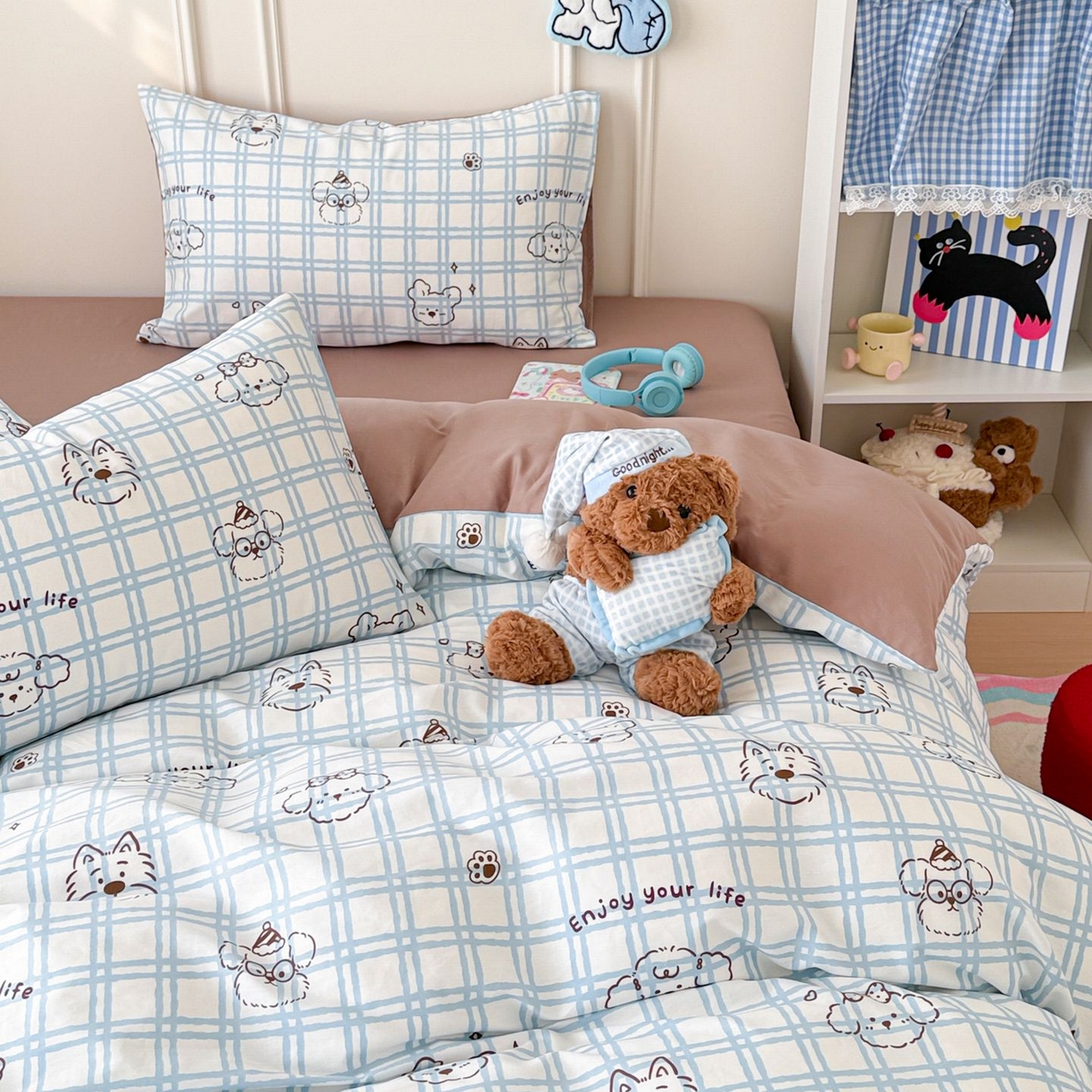 91家纺网 家纺一手货源 找家纺 女子家纺 2026新款全棉12868卡通印花四件套大耳朵兔兔系列 蓝格汪星