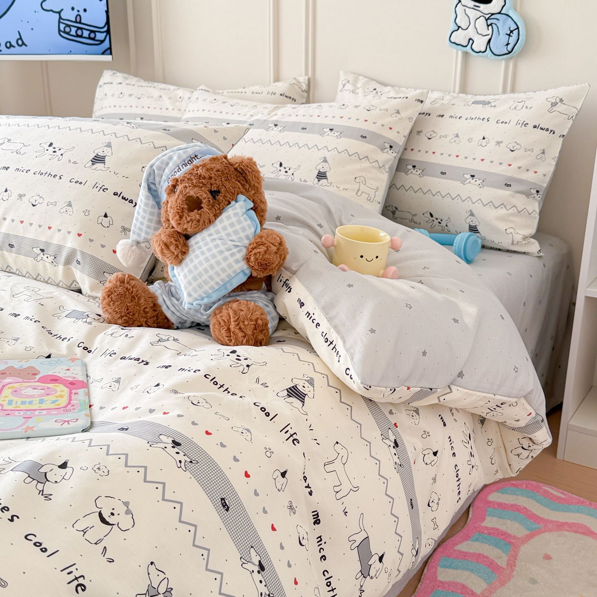 91家纺网 家纺一手货源 找家纺 女子家纺 2026新款全棉12868卡通印花四件套大耳朵兔兔系列 手绘汪星人