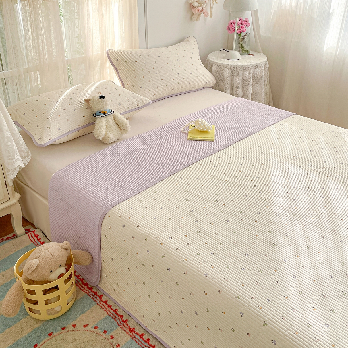 91家纺网 家纺一手货源 找家纺 金丝兔 2026春夏新品全棉床盖三件套纯棉砂洗床盖榻榻米炕盖加厚碎花床单 樱桃小城