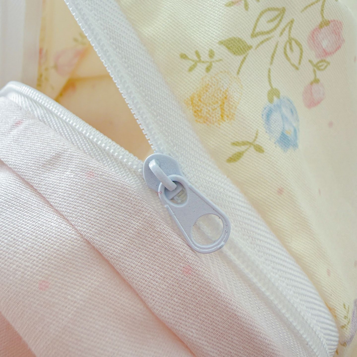 91家纺网 家纺一手货源 找家纺 女子家纺 2026新款全棉12868卡通印花四件套大耳朵兔兔系列 兔叽碎花