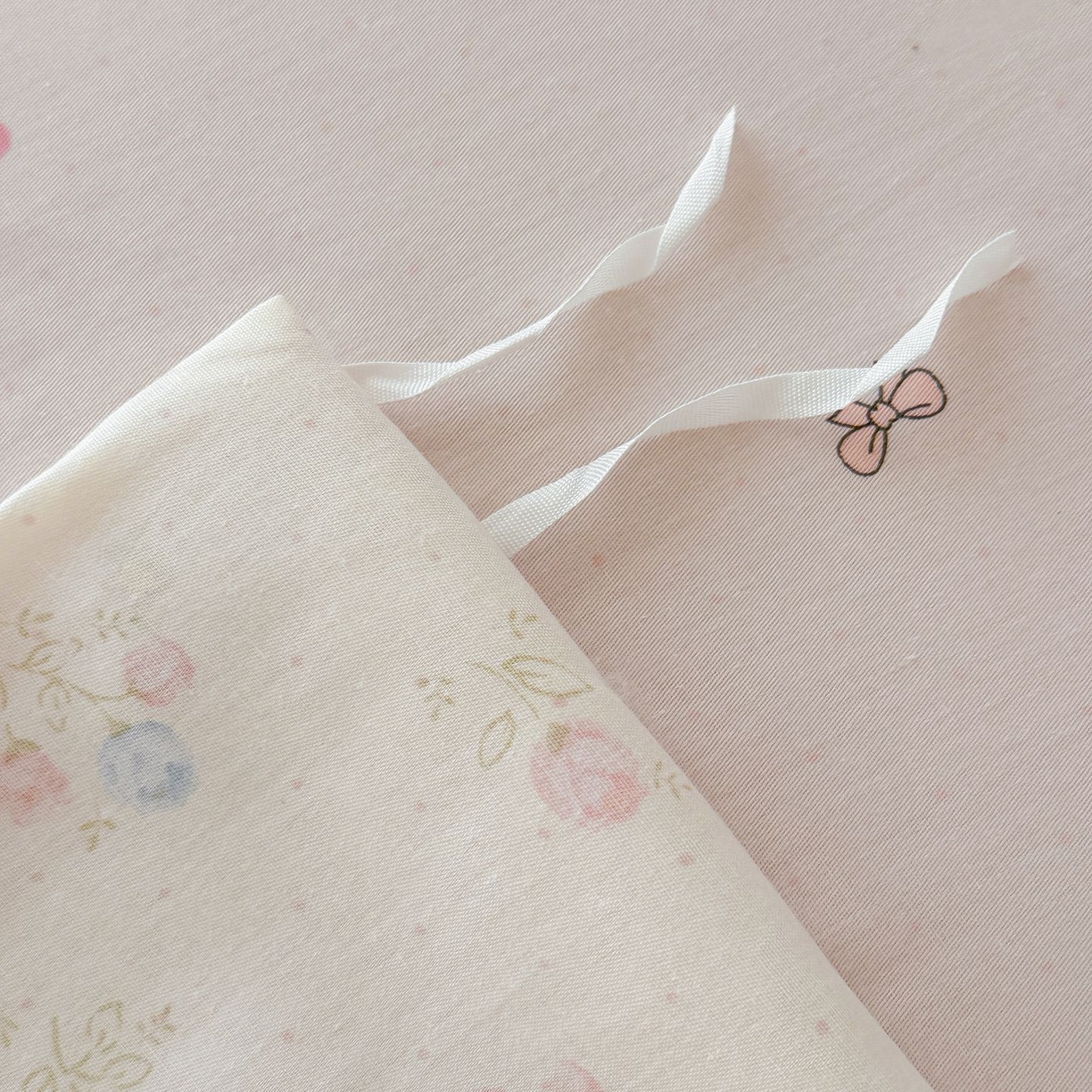 91家纺网 家纺一手货源 找家纺 女子家纺 2026新款全棉12868卡通印花四件套大耳朵兔兔系列 兔叽碎花