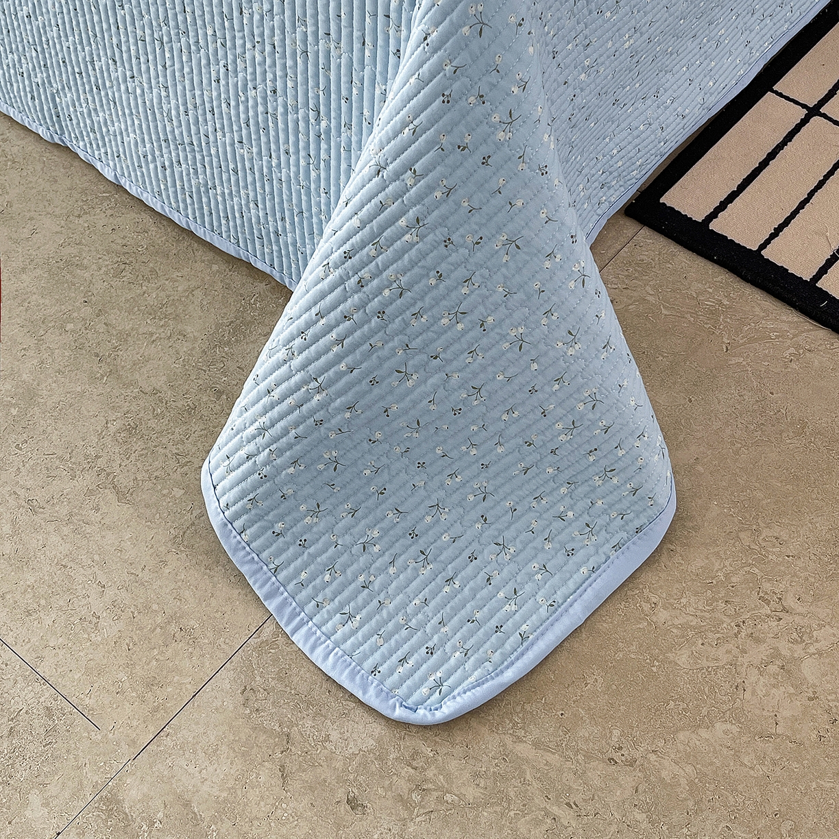 91家纺网 家纺一手货源 找家纺 （总）金丝兔 2026新款复古碎花亲肤水洗棉单床盖仿棉夹棉床盖床盖三件套