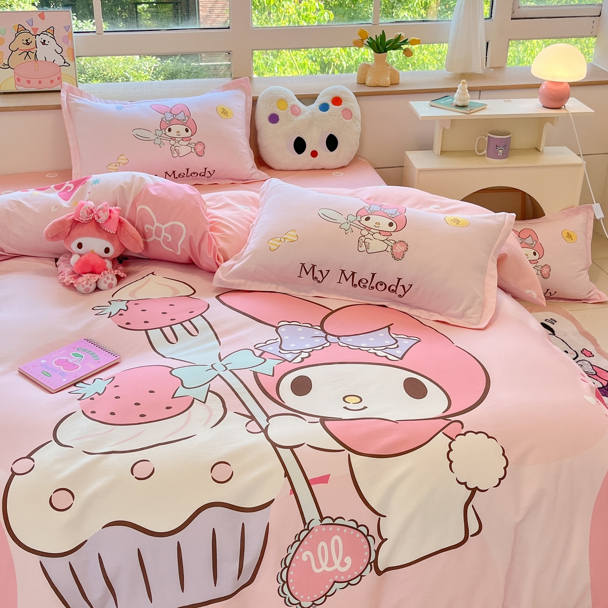 91家纺网 家纺一手货源 找家纺 博雅 2026春夏新款三丽鸥新花型全棉纯棉大版印花四件套 全棉大版（升级款信封枕）蛋糕美乐蒂