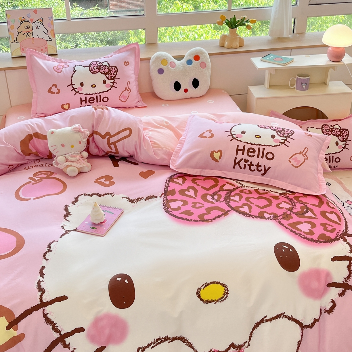 91家纺网 家纺一手货源 找家纺 博雅 2026春夏新款三丽鸥新花型全棉纯棉大版印花四件套 全棉大版（升级款信封枕）甜酷KT