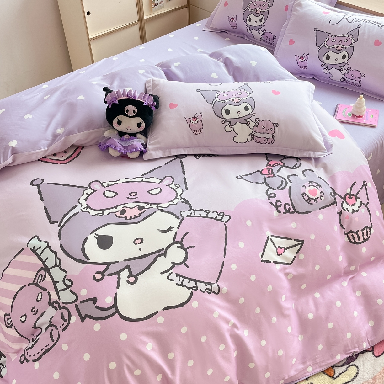 91家纺网 家纺一手货源 找家纺 博雅 2026春夏新款三丽鸥新花型全棉纯棉大版印花四件套 全棉大版（升级款信封枕）晚安库洛米