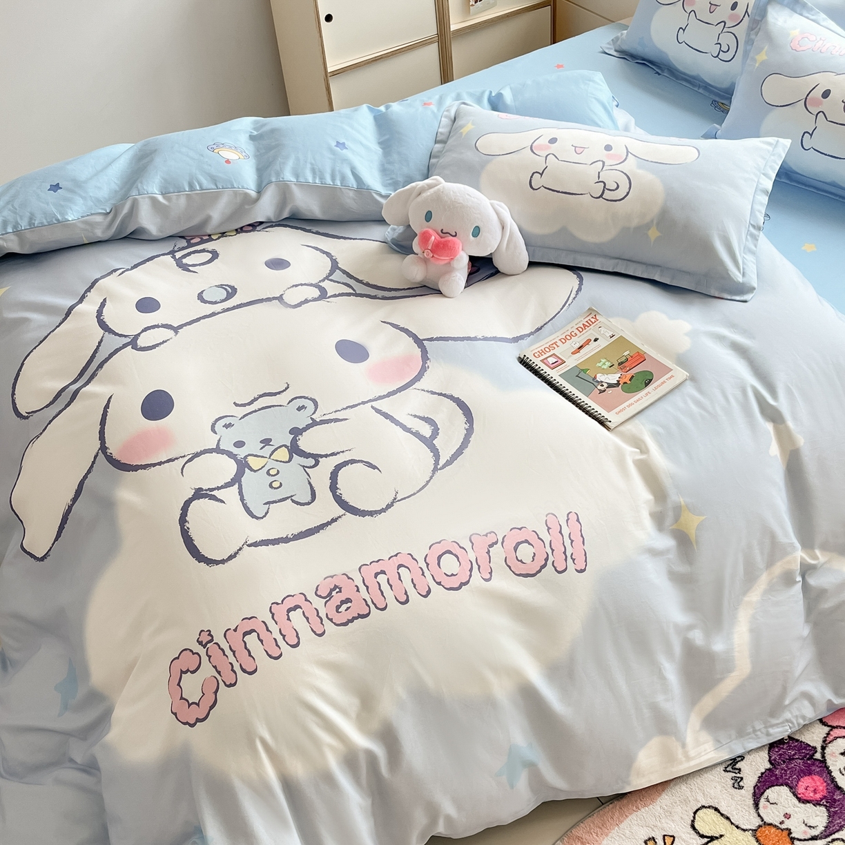 91家纺网 家纺一手货源 找家纺 博雅 2026春夏新款三丽鸥新花型全棉纯棉大版印花四件套 全棉大版（升级款信封枕）云朵玉桂狗