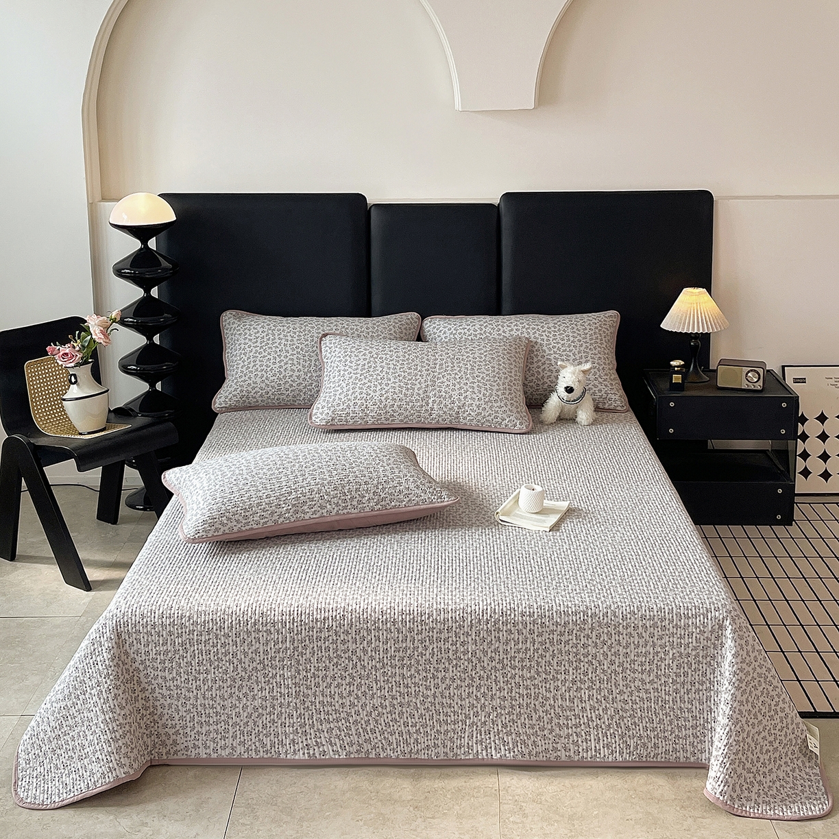 91家纺网 家纺一手货源 找家纺 （总）金丝兔 2026新款复古碎花亲肤水洗棉单床盖仿棉夹棉床盖床盖三件套