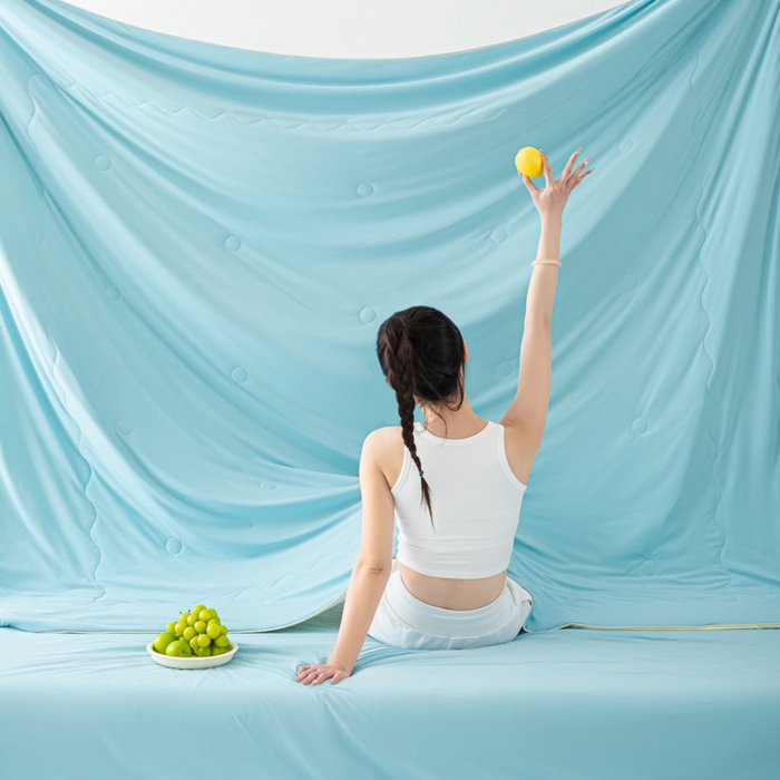 91家纺网 家纺一手货源 找家纺 爱彼家纺 2026新款冰卡Pro+深睡双面用锦纶夏被空调被夏季A类纯色双拼凉感薄被子可机洗被芯-冰卡系列二 冰卡-天蓝+芝士