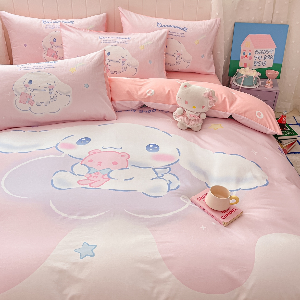 91家纺网 家纺一手货源 找家纺 博雅 2026春夏新款三丽鸥新花型全棉纯棉大版印花四件套 全棉大版-粉色星星玉桂狗