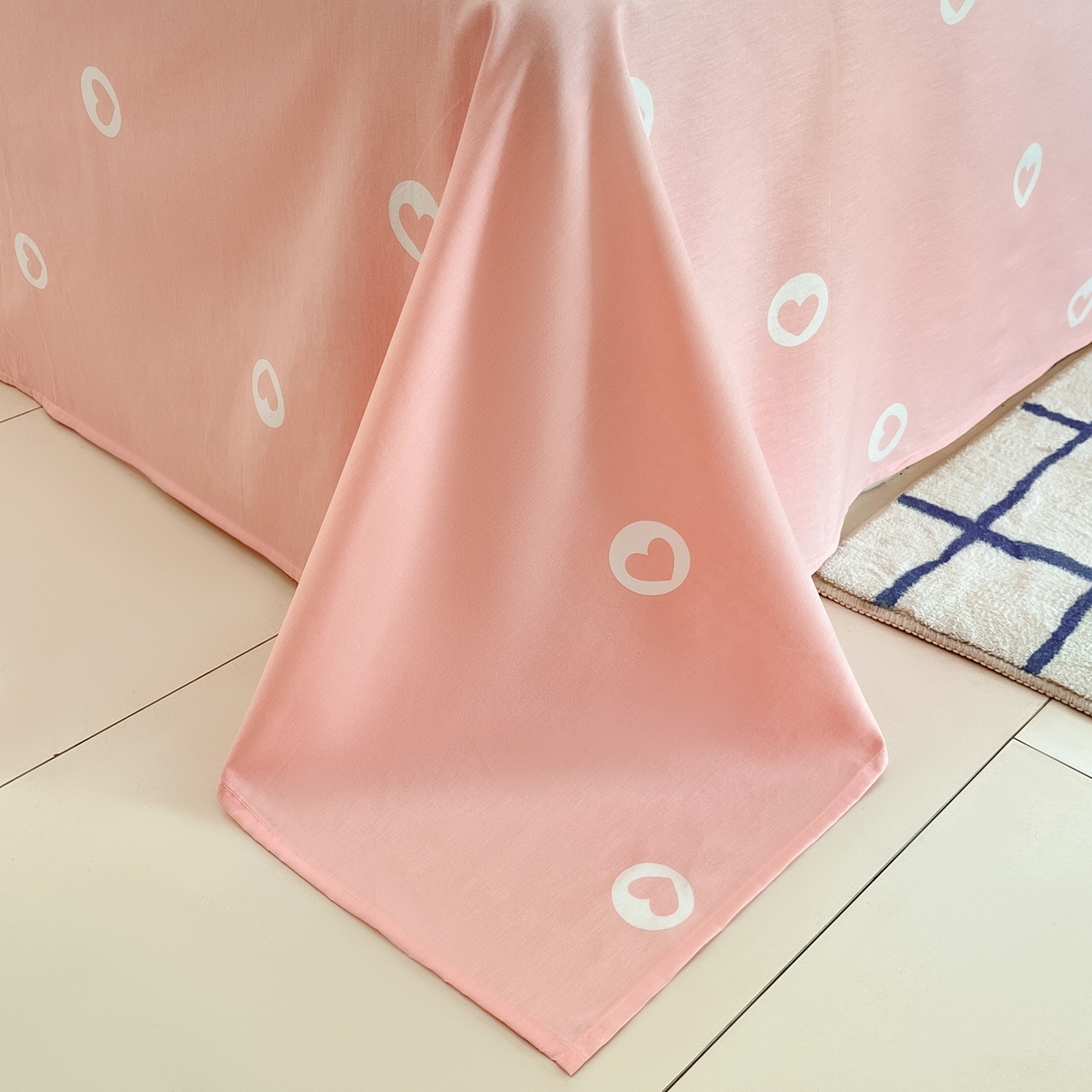 91家纺网 家纺一手货源 找家纺 博雅 2026春夏新款三丽鸥新花型全棉纯棉大版印花四件套 全棉大版-粉色星星玉桂狗