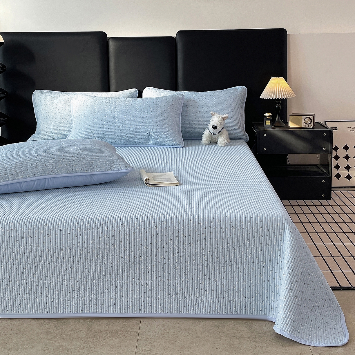 91家纺网 家纺一手货源 找家纺 金丝兔 2026新款复古碎花亲肤水洗棉单床盖仿棉夹棉床盖床盖三件套 艾芮