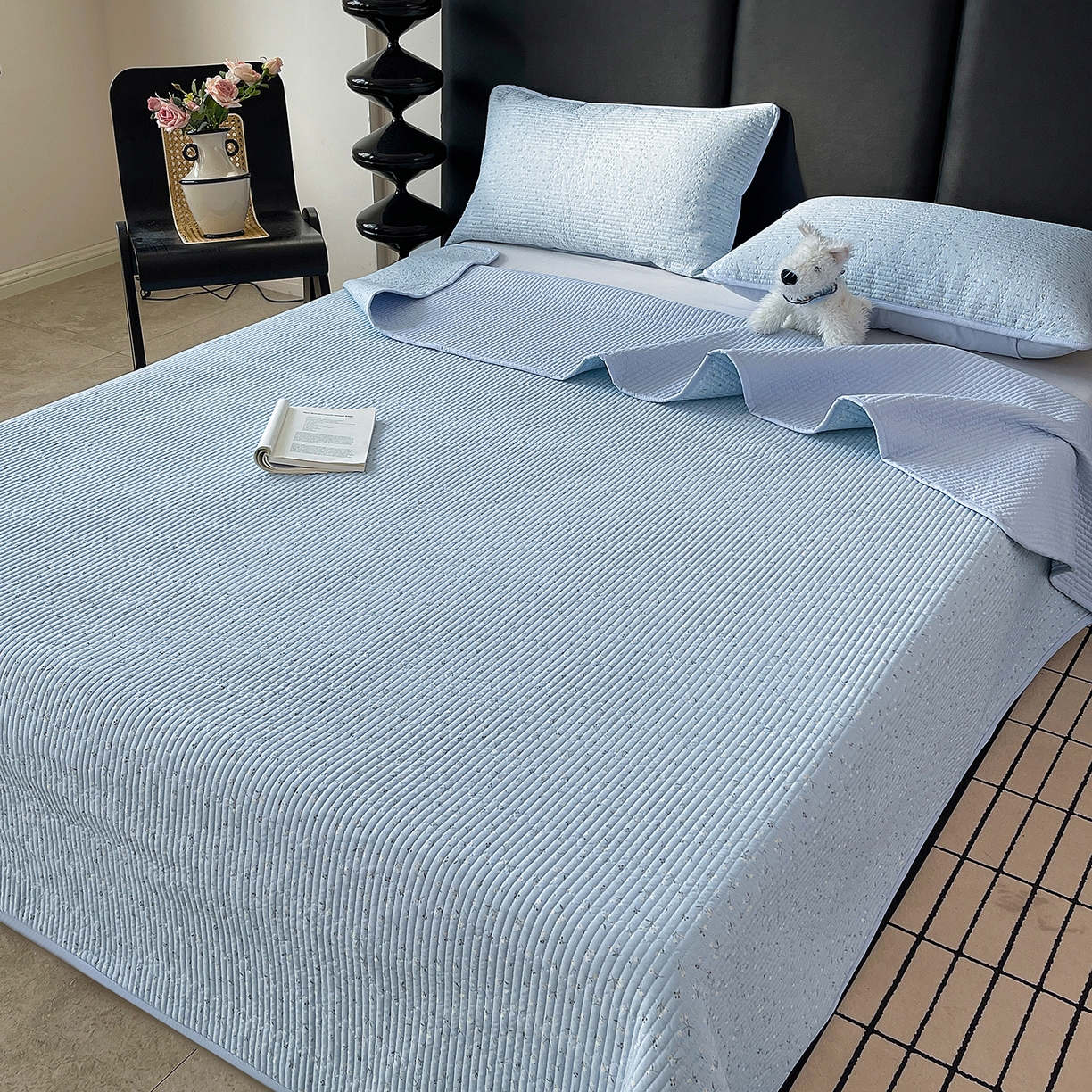 91家纺网 家纺一手货源 找家纺 金丝兔 2026新款复古碎花亲肤水洗棉单床盖仿棉夹棉床盖床盖三件套 艾芮