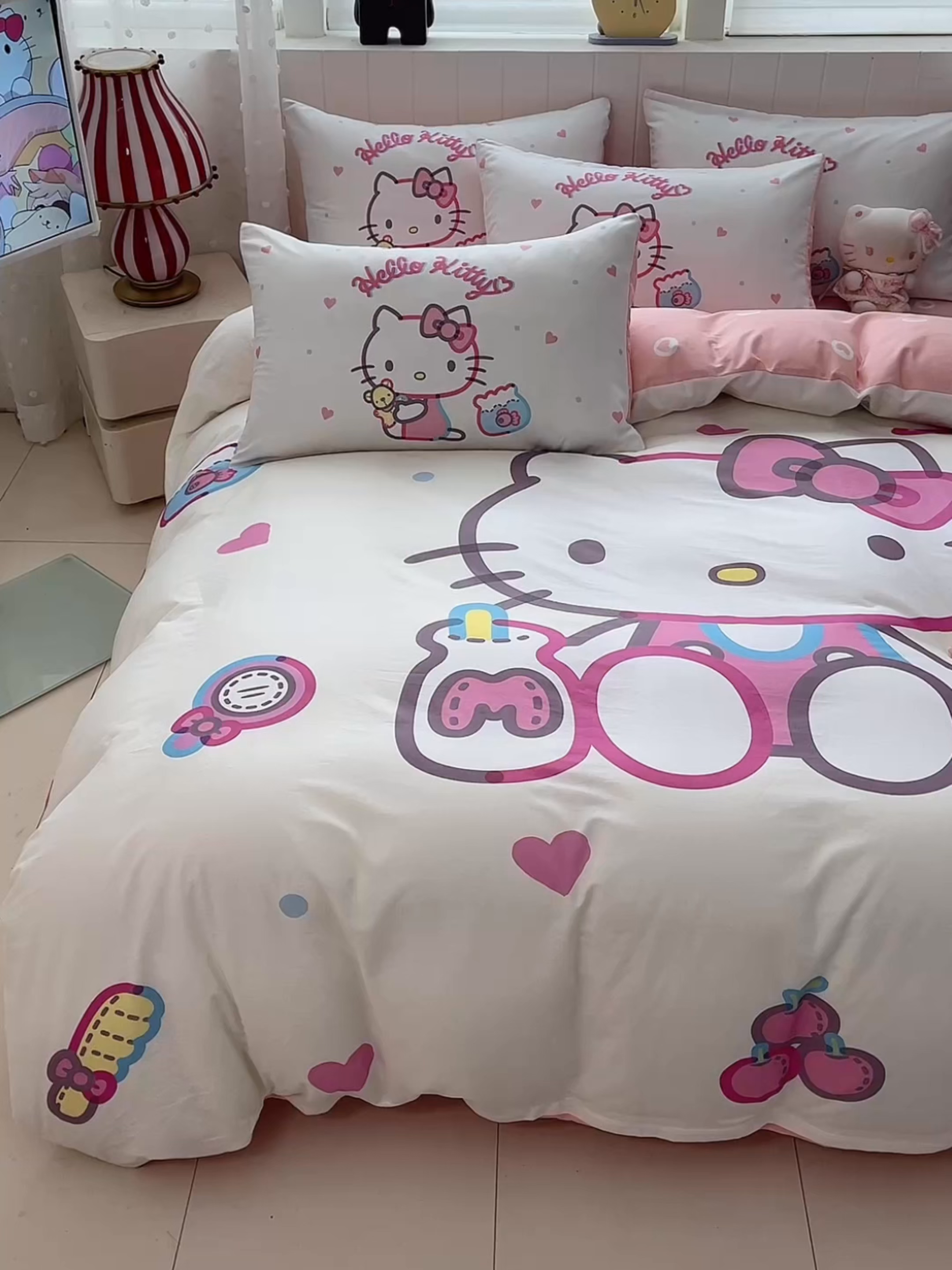 91家纺网 家纺一手货源 找家纺 博雅 2026春夏新款三丽鸥新花型全棉纯棉大版印花四件套 全棉大版-镜子kt