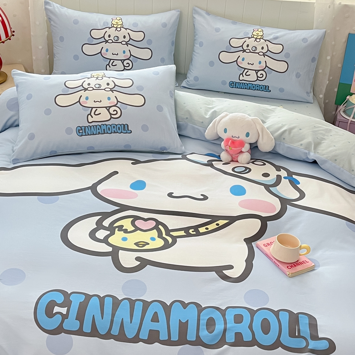 91家纺网 家纺一手货源 找家纺 博雅 2026春夏新款三丽鸥新花型全棉纯棉大版印花四件套 全棉大版-圈圈玉桂狗