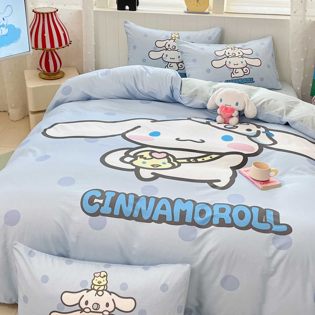 91家纺网 家纺一手货源 找家纺 博雅 2026春夏新款三丽鸥新花型全棉纯棉大版印花四件套 全棉大版-圈圈玉桂狗