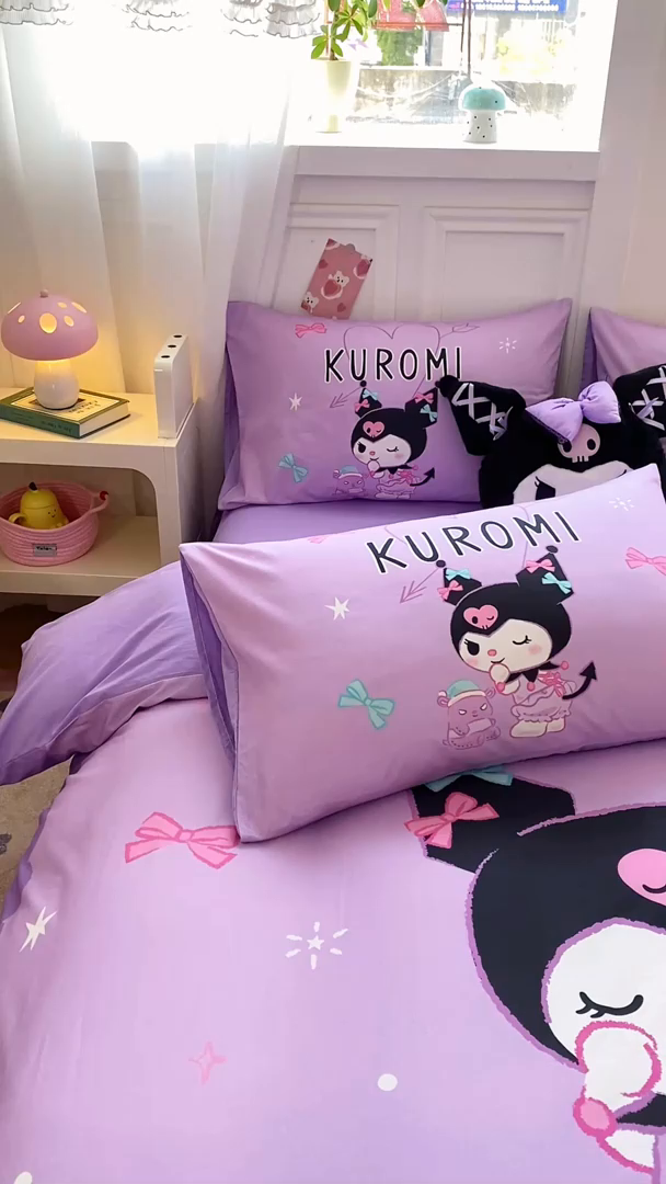 91家纺网 家纺一手货源 找家纺 博雅 2026春夏新款三丽鸥新花型全棉纯棉大版印花四件套 小恶魔库洛米