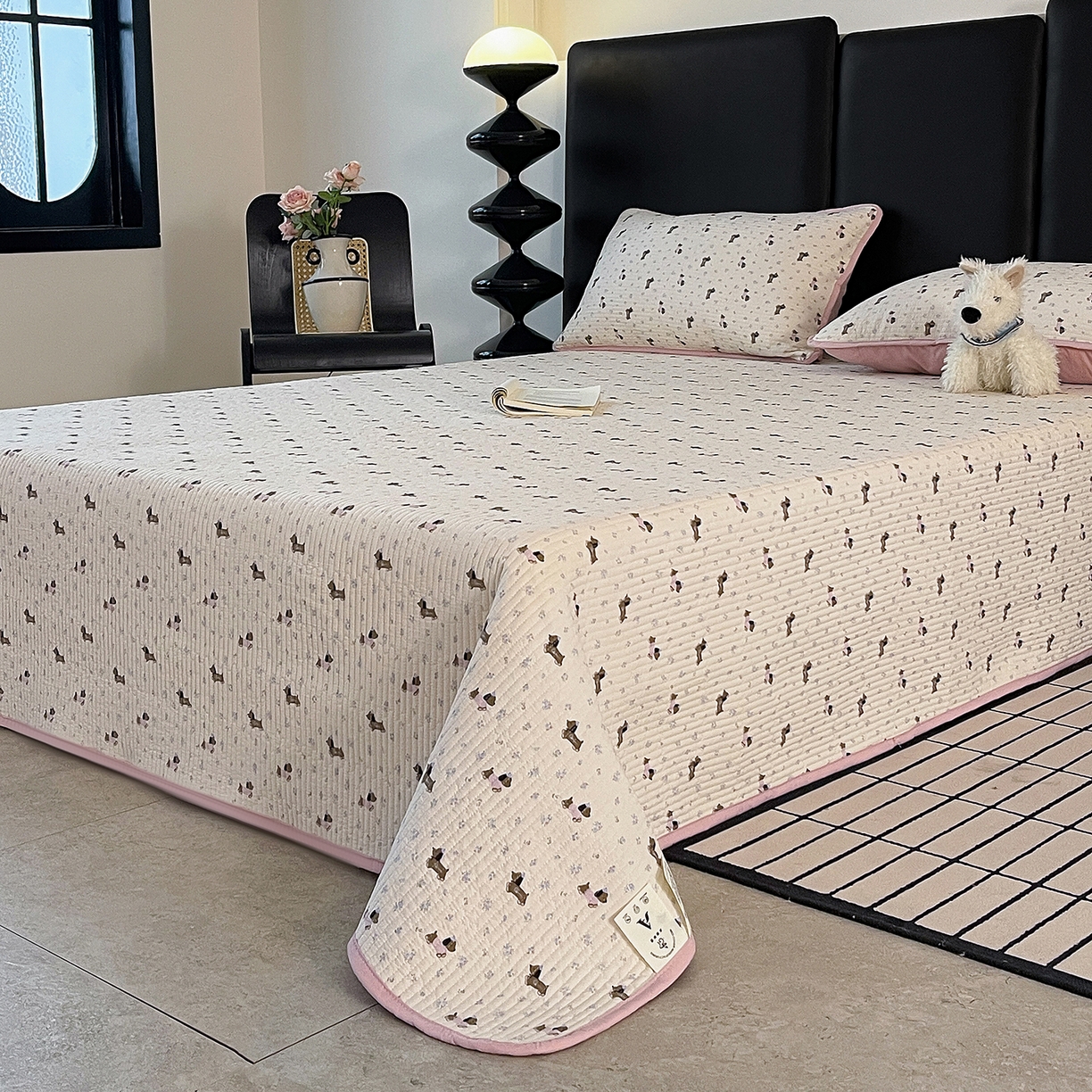 91家纺网 家纺一手货源 找家纺 金丝兔 2026新款复古碎花亲肤水洗棉单床盖仿棉夹棉床盖床盖三件套 布丁