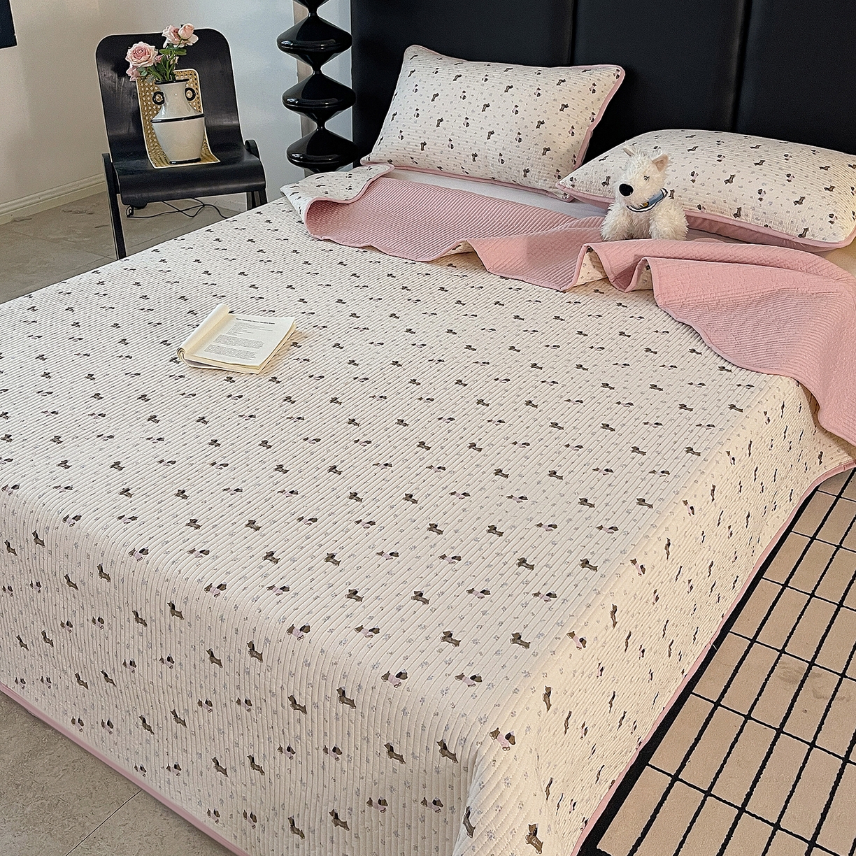 91家纺网 家纺一手货源 找家纺 金丝兔 2026新款复古碎花亲肤水洗棉单床盖仿棉夹棉床盖床盖三件套 布丁