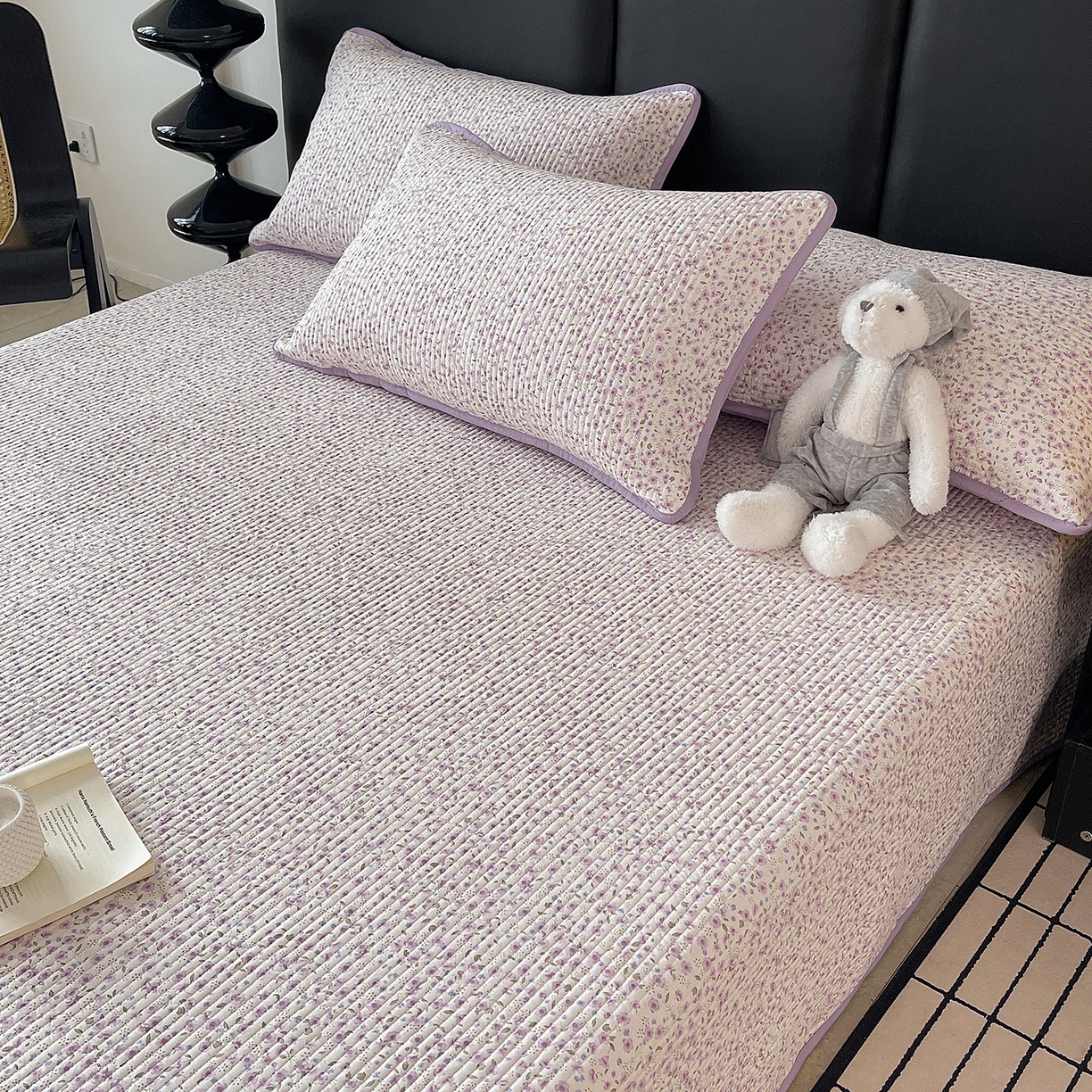 91家纺网 家纺一手货源 找家纺 金丝兔 2026新款复古碎花亲肤水洗棉单床盖仿棉夹棉床盖床盖三件套 荔椿