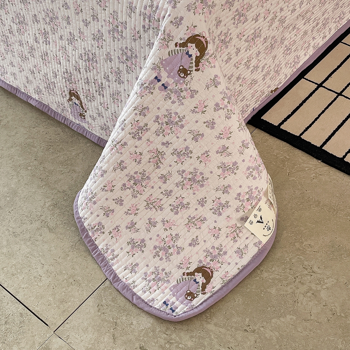 91家纺网 家纺一手货源 找家纺 金丝兔 2026新款复古碎花亲肤水洗棉单床盖仿棉夹棉床盖床盖三件套 童话