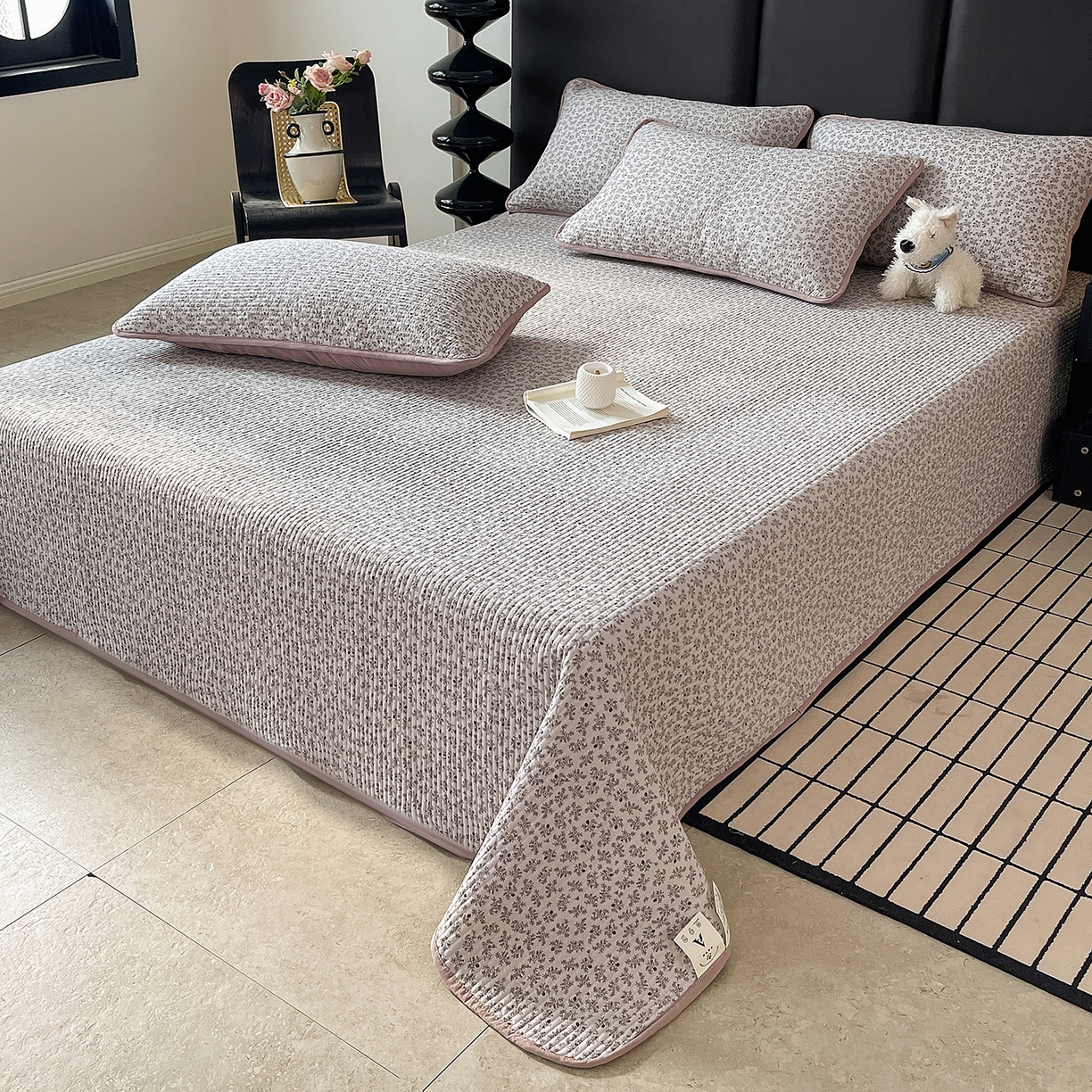 91家纺网 家纺一手货源 找家纺 金丝兔 2026新款复古碎花亲肤水洗棉单床盖仿棉夹棉床盖床盖三件套 喜糯