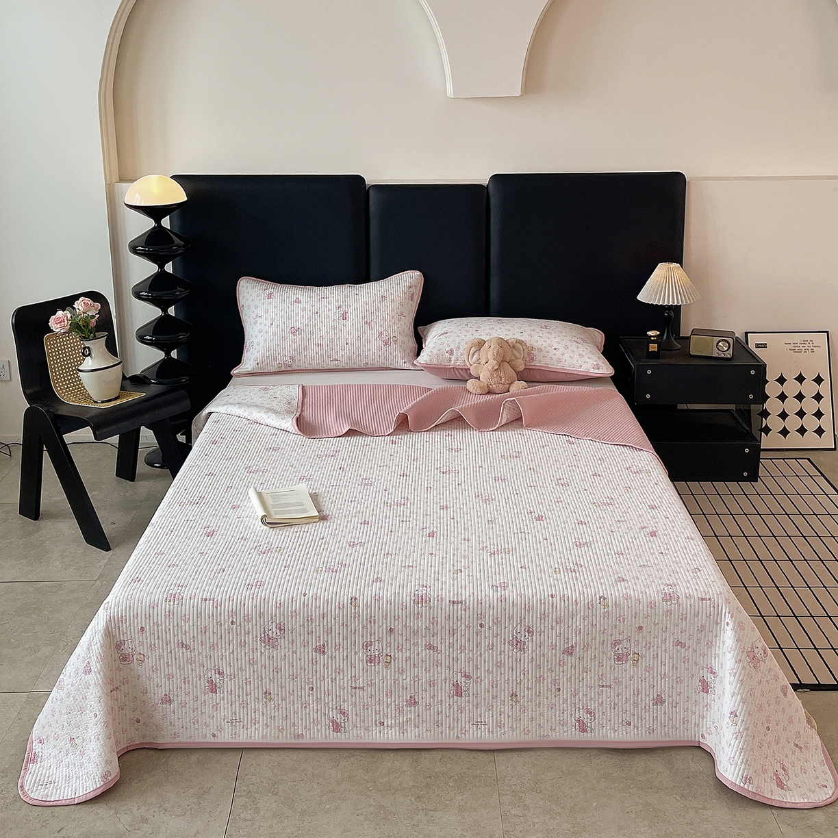 91家纺网 家纺一手货源 找家纺 金丝兔 2026新款复古碎花亲肤水洗棉单床盖仿棉夹棉床盖床盖三件套 小花喵