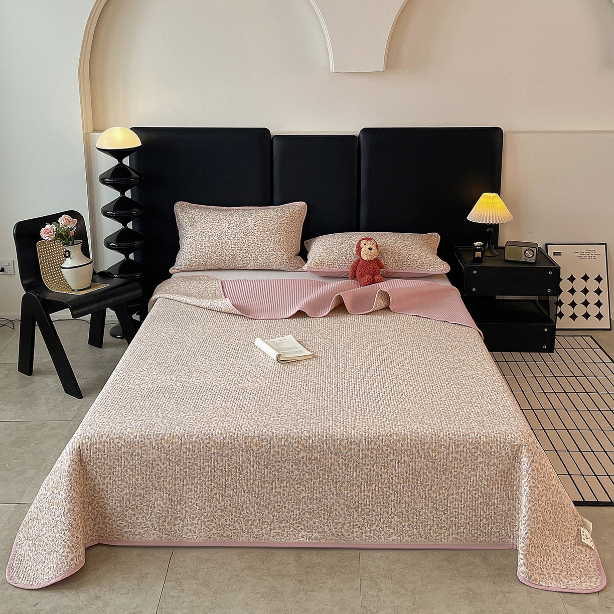 91家纺网 家纺一手货源 找家纺 金丝兔 2026新款复古碎花亲肤水洗棉单床盖仿棉夹棉床盖床盖三件套 植音