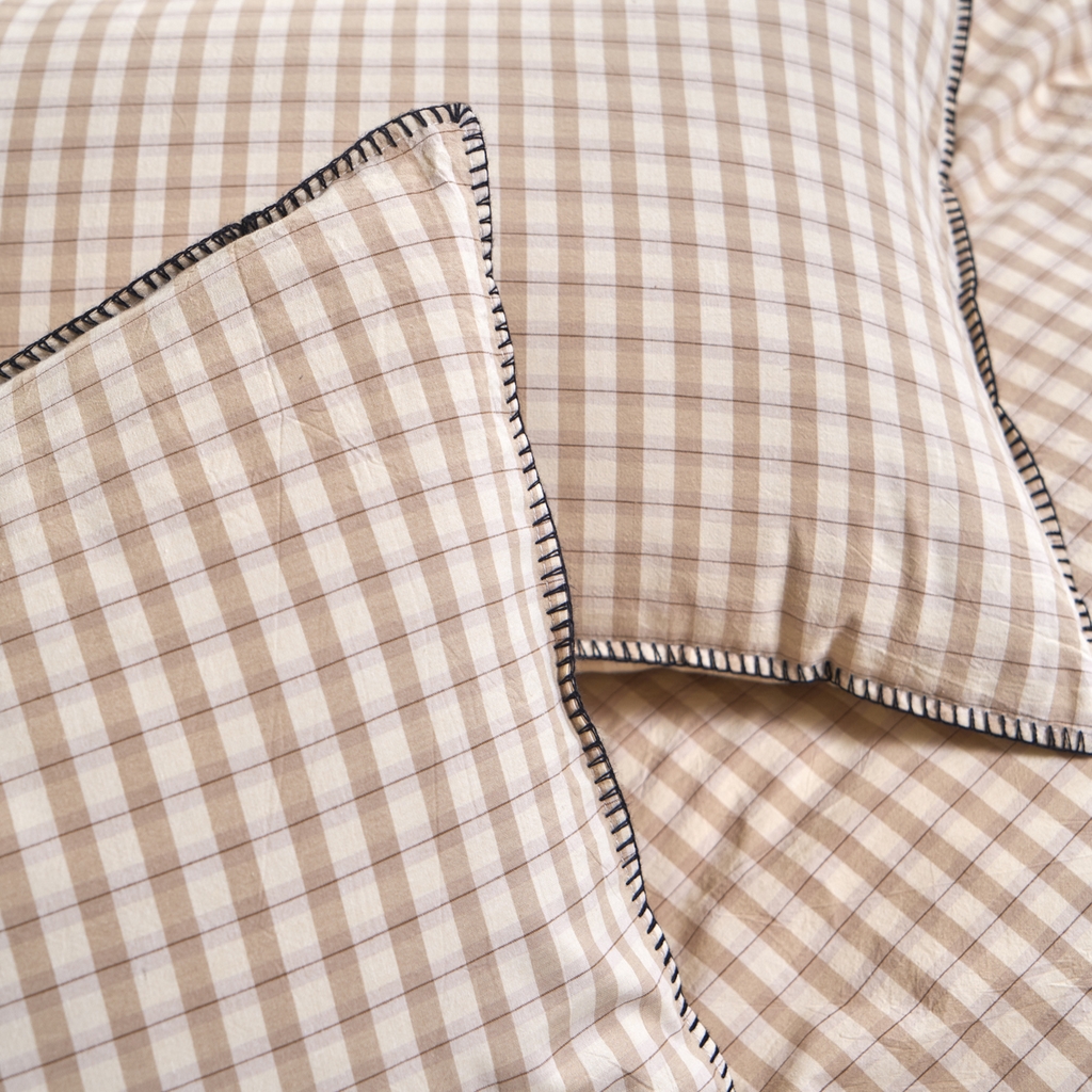 91家纺网 家纺一手货源 找家纺 洋铭区（原狠狠爱） 2026新款色织水洗棉一字边四件套系列 朵拉咖格