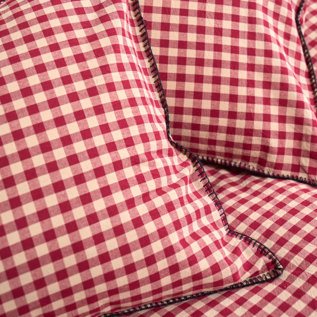 91家纺网 家纺一手货源 找家纺 洋铭区（原狠狠爱） 2026新款色织水洗棉一字边四件套系列 枫叶红格