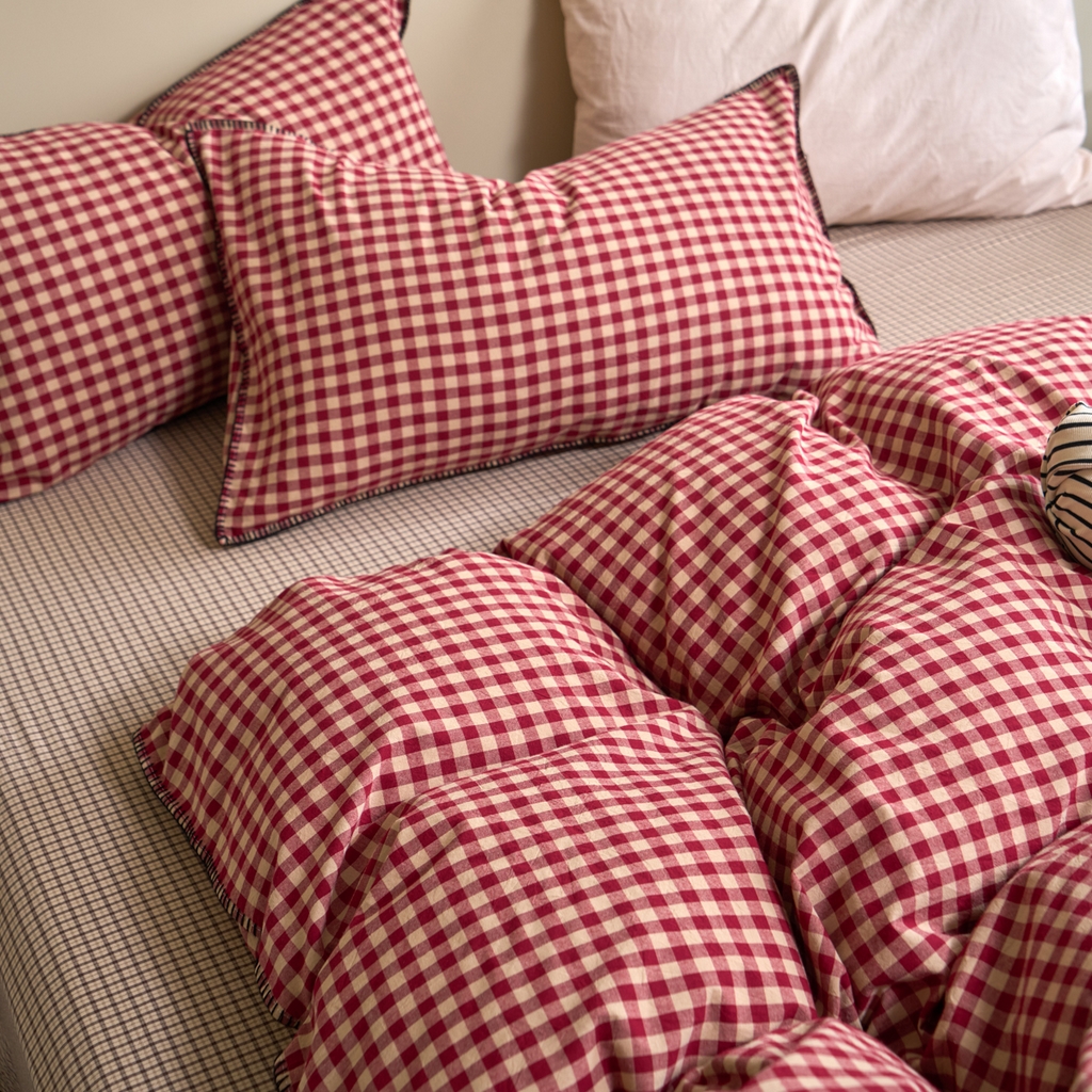 91家纺网 家纺一手货源 找家纺 洋铭区（原狠狠爱） 2026新款色织水洗棉一字边四件套系列 枫叶红格