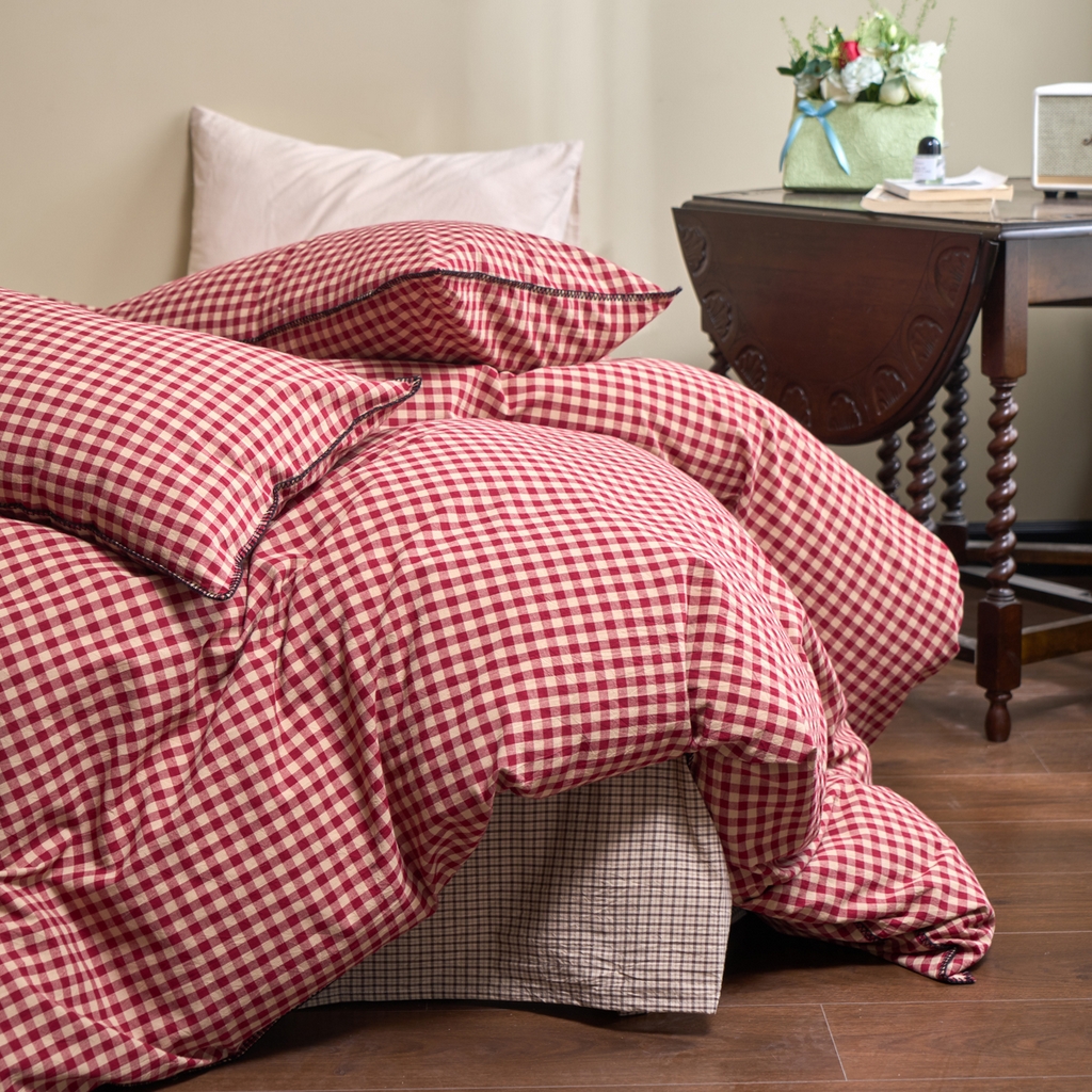 91家纺网 家纺一手货源 找家纺 洋铭区（原狠狠爱） 2026新款色织水洗棉一字边四件套系列 枫叶红格