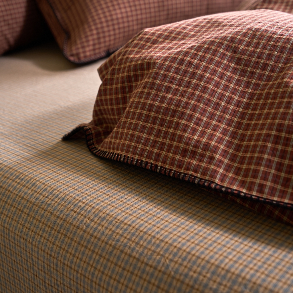 91家纺网 家纺一手货源 找家纺 洋铭区（原狠狠爱） 2026新款色织水洗棉一字边四件套系列 红茶格