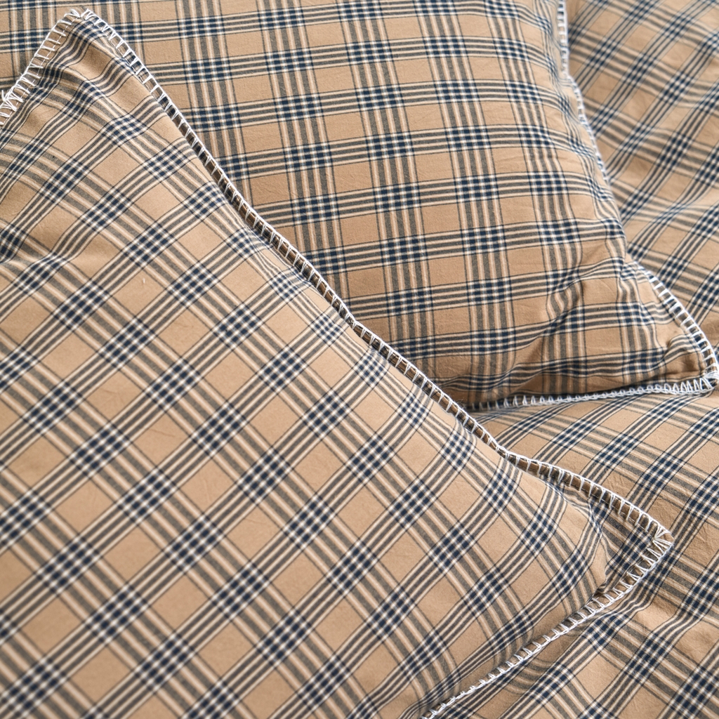 91家纺网 家纺一手货源 找家纺 洋铭区（原狠狠爱） 2026新款色织水洗棉一字边四件套系列 烟幕棕格