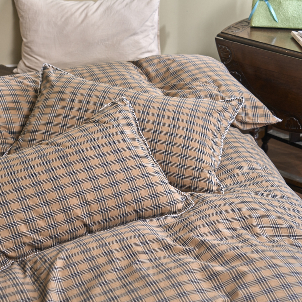 91家纺网 家纺一手货源 找家纺 洋铭区（原狠狠爱） 2026新款色织水洗棉一字边四件套系列 烟幕棕格