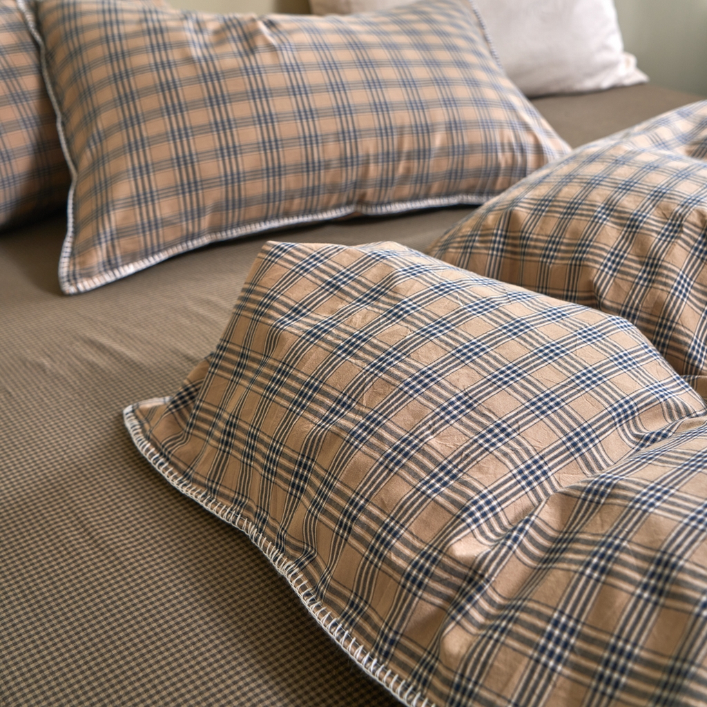 91家纺网 家纺一手货源 找家纺 洋铭区（原狠狠爱） 2026新款色织水洗棉一字边四件套系列 烟幕棕格