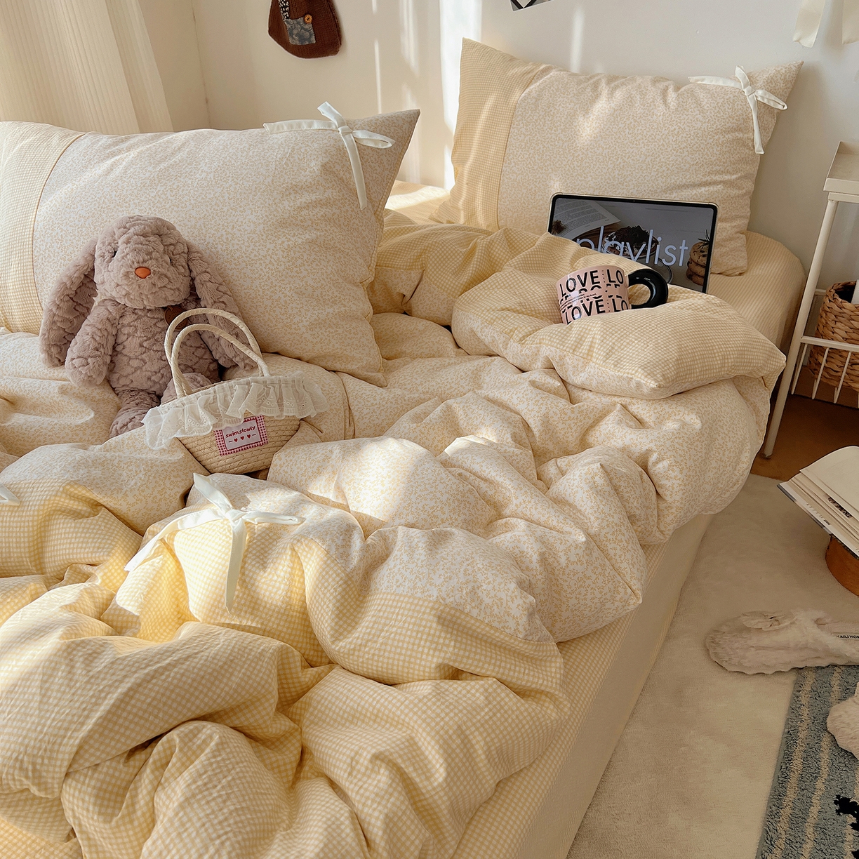 91家纺网 家纺一手货源 找家纺 初夏家纺 2026 公主风蝴蝶结A类古法水洗仿棉四件套床上用品三件套被套床单【提供买家秀】 公主蝴蝶结-黄