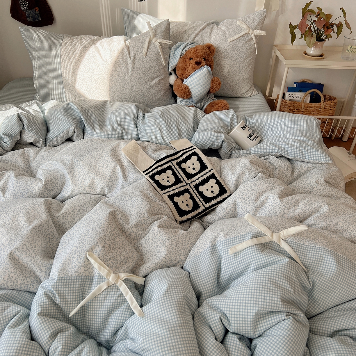 91家纺网 家纺一手货源 找家纺 初夏家纺 2026 公主风蝴蝶结A类古法水洗仿棉四件套床上用品三件套被套床单【提供买家秀】 公主蝴蝶结-蓝