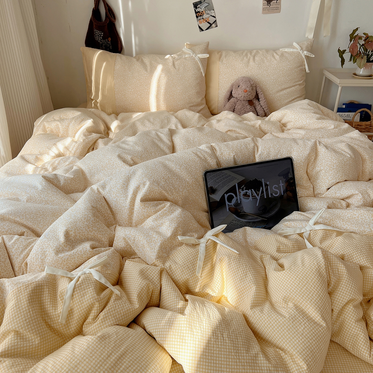 91家纺网 家纺一手货源 找家纺 初夏家纺 2026 公主风蝴蝶结A类古法水洗仿棉四件套床上用品三件套被套床单【提供买家秀】 公主蝴蝶结-黄