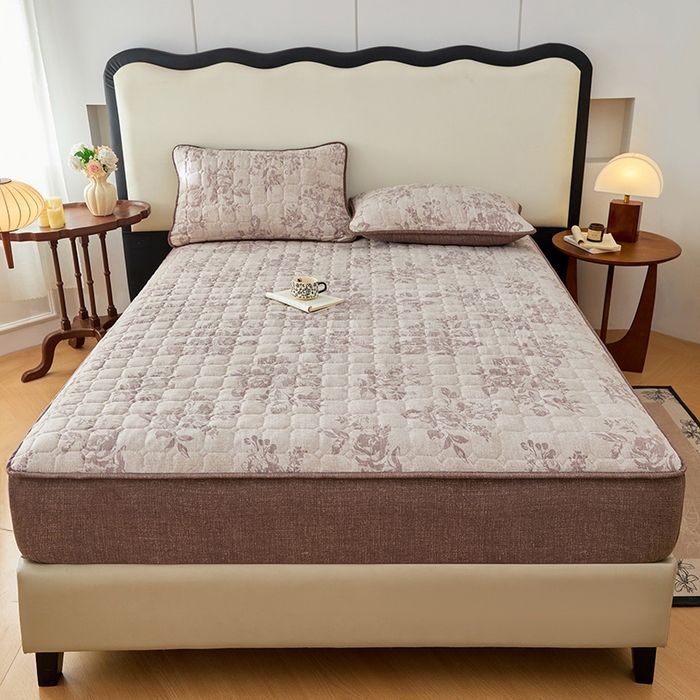 91家纺网 家纺一手货源 找家纺 （总）圣比熊 2026新款原麻夹棉床笠机洗家用防滑透气四季款加厚床罩床垫床单保护套三件套-新款